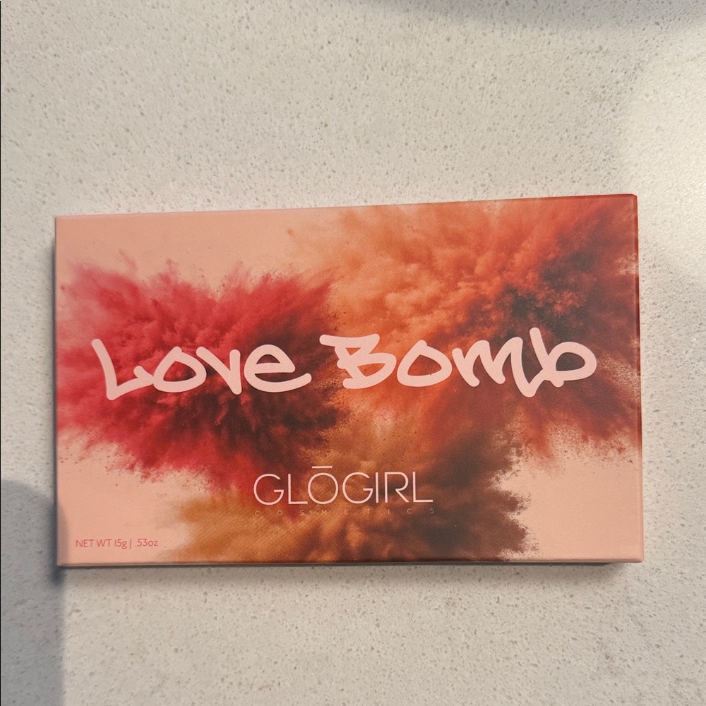 GLOGIRL Love Bomb Eyeshadow Palette